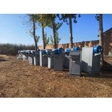北京昌平攪合站水泥倉(cāng)頂24袋脈沖除塵器