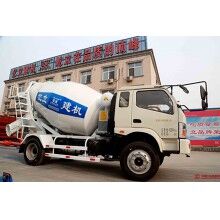 混凝土攪拌運(yùn)輸車4立方，液壓驅(qū)動(dòng)、風(fēng)冷式散熱器